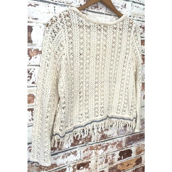 Anthropologie Akemi + Kin Open Knit Crochet Fringe Boho Franja Pullover Blouse - Picture 12 of 12